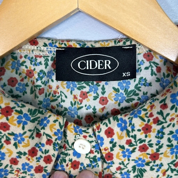 Cider Floral Button Down Blouse Size XS - Picture 8 of 9